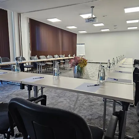 Park Ela Hotel 4*